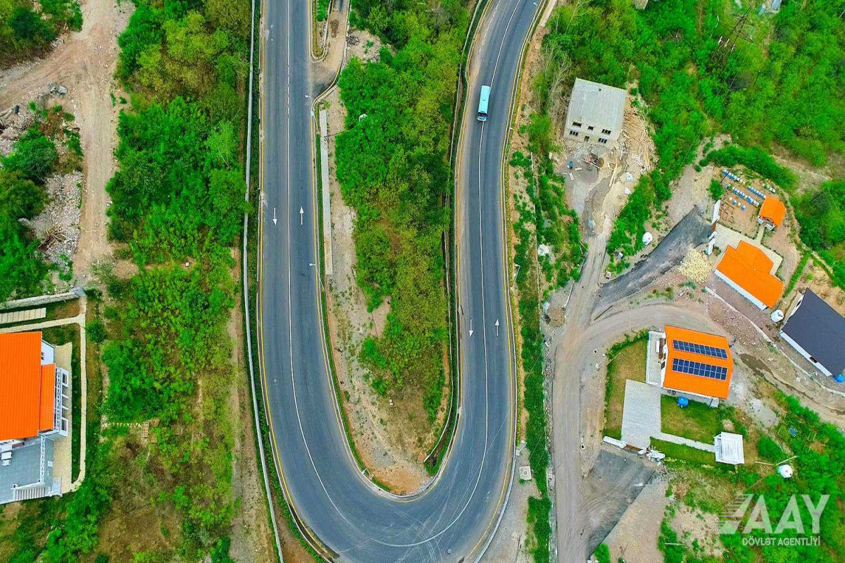 Работы по восстановлению внутригородских дорог в Лачине ведутся ускоренными темпами-ФОТО -ВИДЕО 