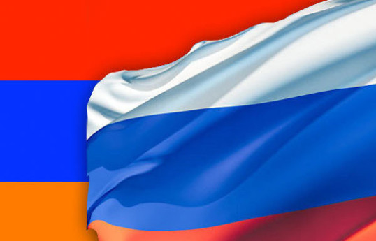 В Армении неизвестные угрожали российским пограничникам, повредили плакат армяно-российской дружбы