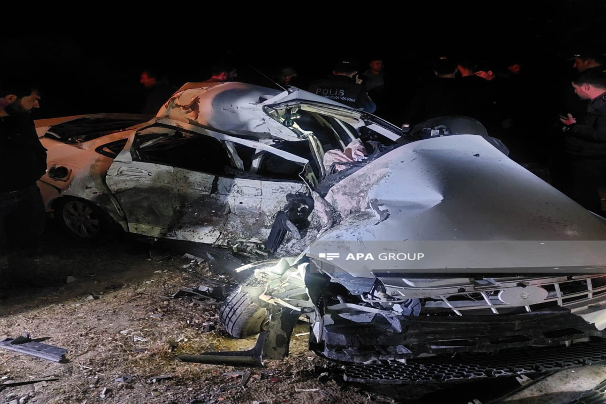 На западе Азербайджана при ДТП сгорел автомобиль: есть погибший и пострадавшие-ФОТО 