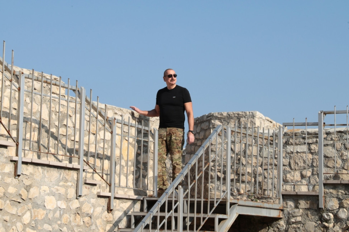 Президент Азербайджана побывал в Аскеранской крепости -ФОТО-ОБНОВЛЕНО 1 