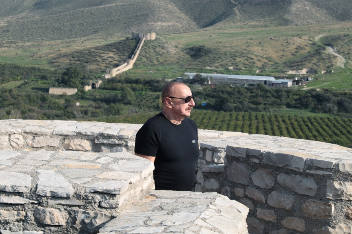 Президент Азербайджана побывал в Аскеранской крепости -ФОТО-ОБНОВЛЕНО 1 