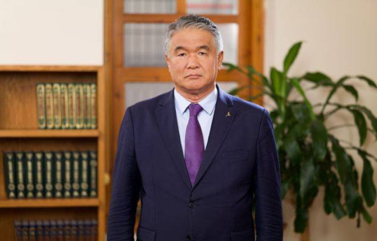 Султан Раев
