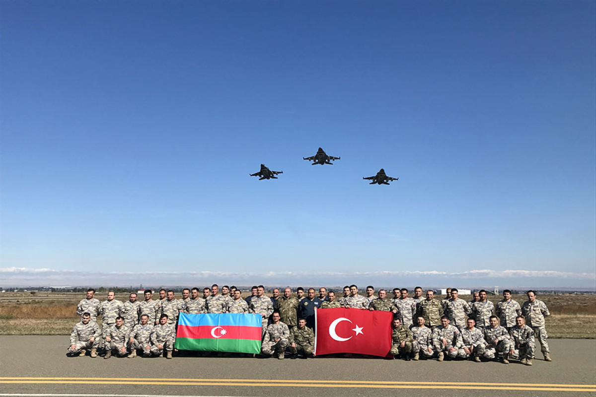 Турецкие F-16 прибыли в Азербайджан