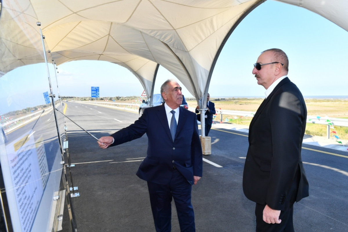 Президент Азербайджана принял участие в открытии новой платной автодороги Баку-Губа-госграница с РФ -ОБНОВЛЕНО 