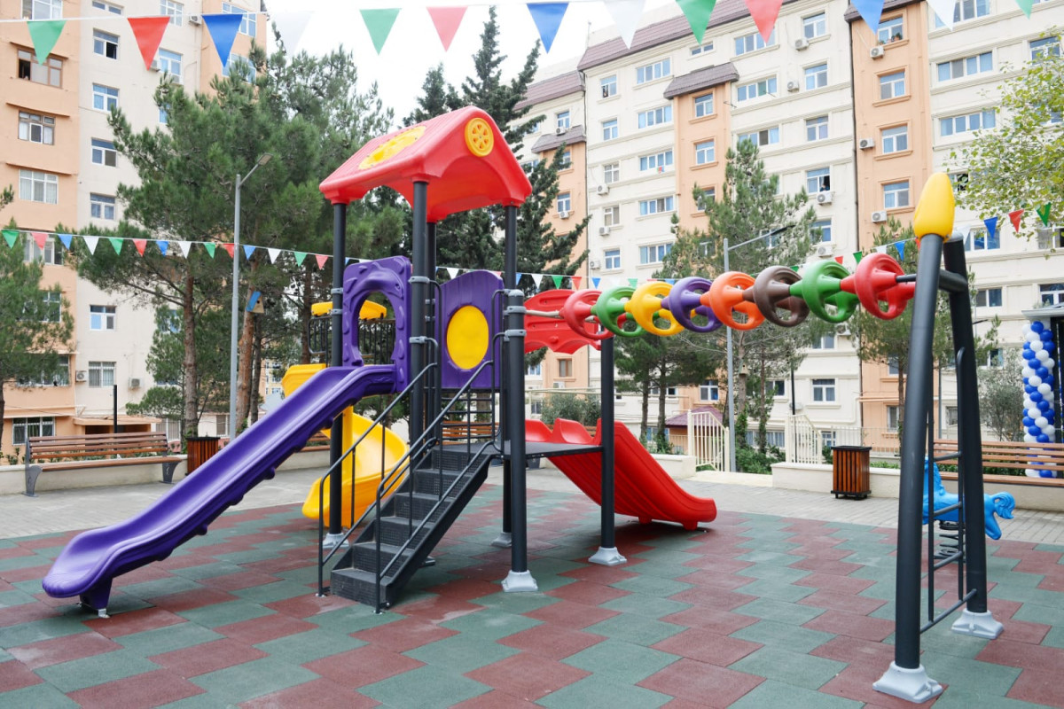 С участием Лейлы Алиевой состоялось открытие очередного двора в рамках проекта «Наш двор»-ФОТО 