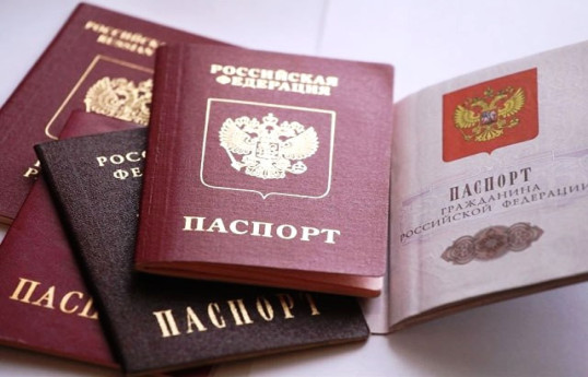В РФ вступают в силу новые правила получения гражданства