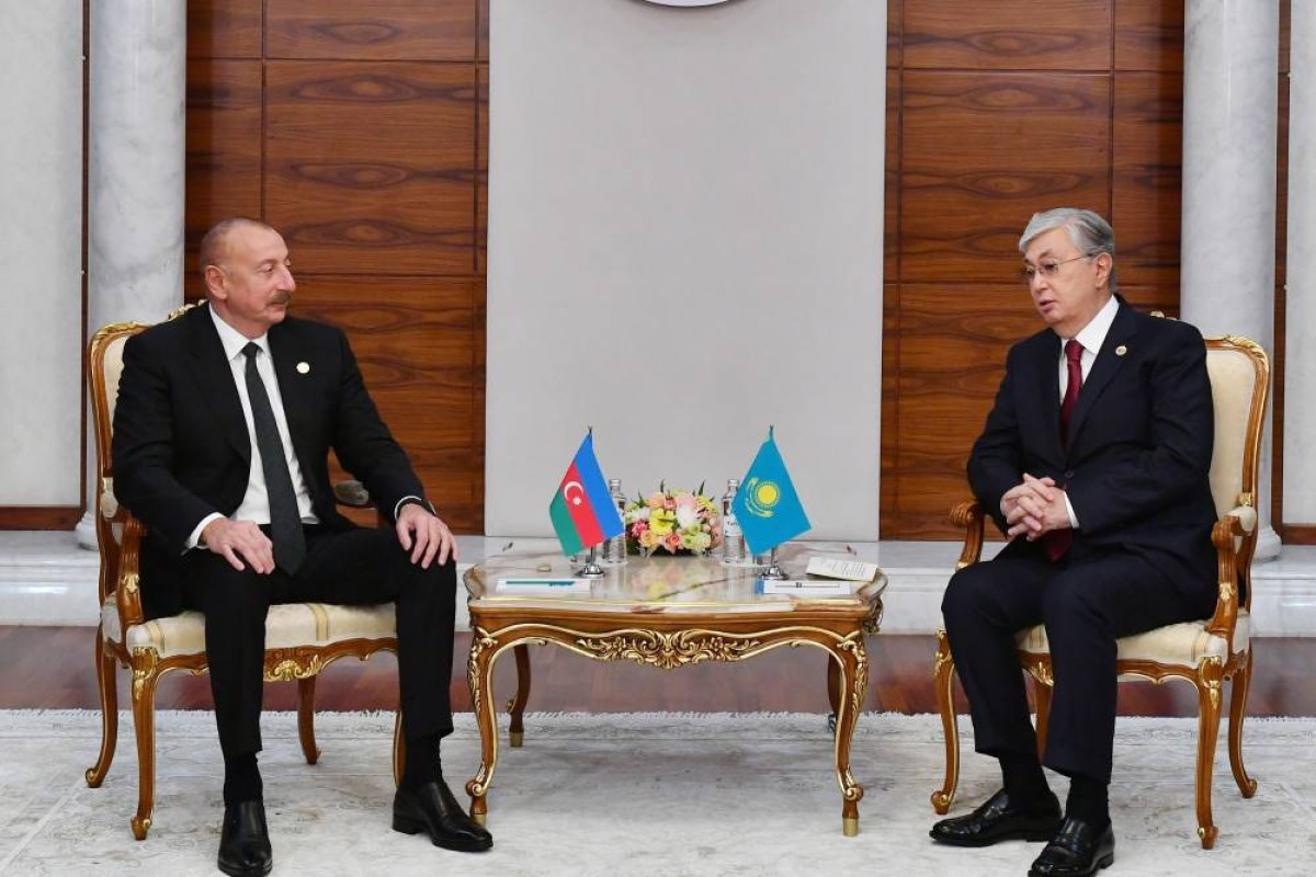 Президент Ильхам Алиев выразил соболезнования казахстанскому коллеге
