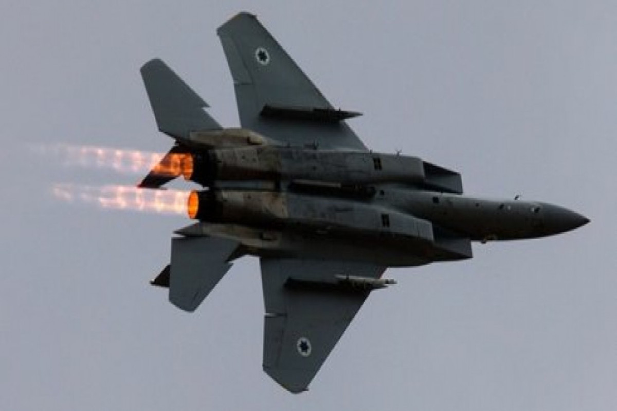 Самолет израильских ВВС нанес удар по военным объектам в Сирии
