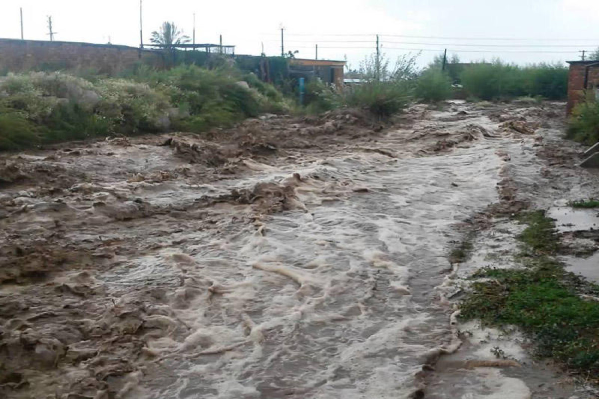 Проливные дожди нанесли ущерб в Исмаиллинском районе