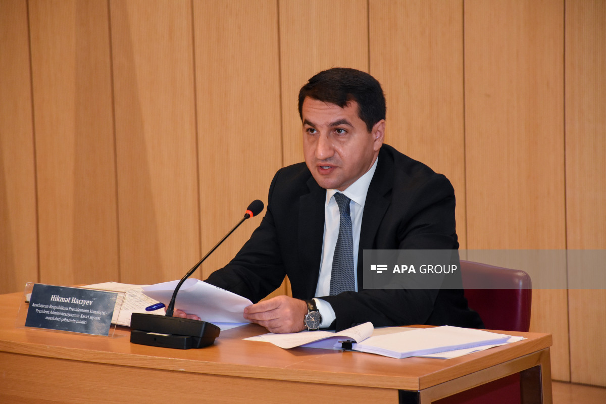 Хикмет Гаджиев: Азербайджан не получал от Пашиняна предложения