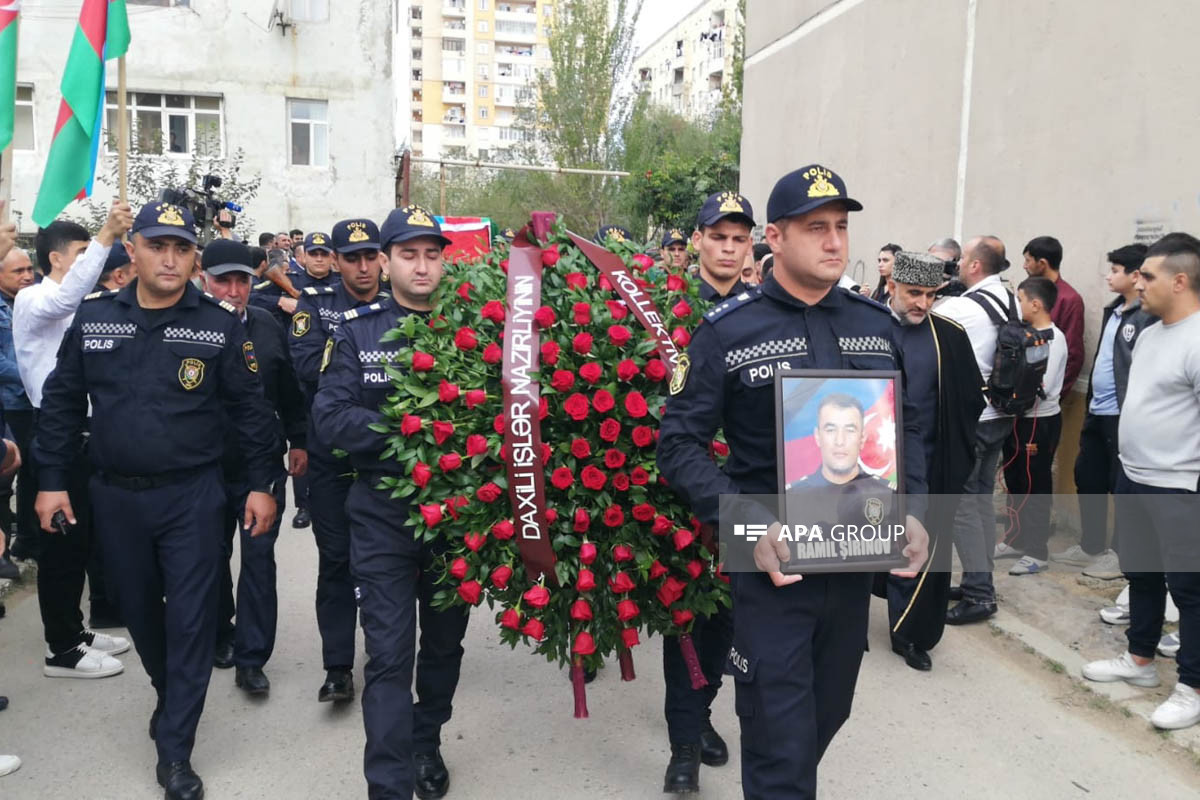 В Сумгайыте похоронен полицейский, погибший в результате минного террора в Ходжавенде- ВИДЕО-ОБНОВЛЕНО 