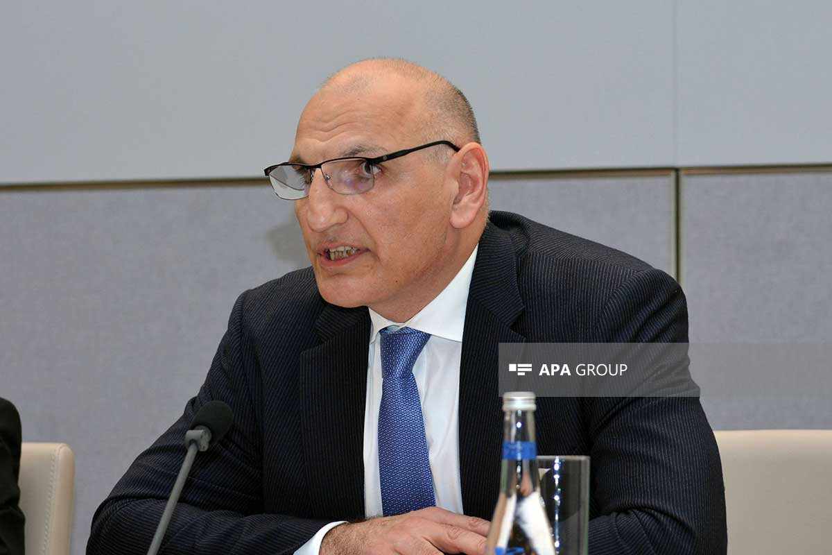 Эльчин Амирбеков