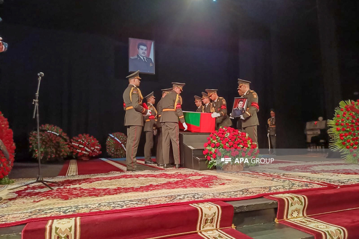 Национальный Герой Азербайджана Риад Ахмедов похоронен на второй Аллее почетного захоронения-ФОТО -ОБНОВЛЕНО-2 