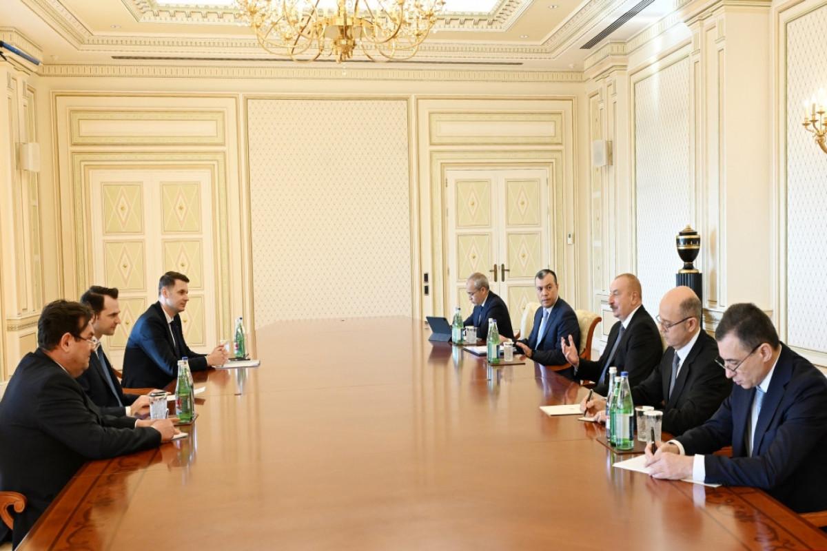 Президент Азербайджана принял министра энергетики Румынии - ОБНОВЛЕНО 