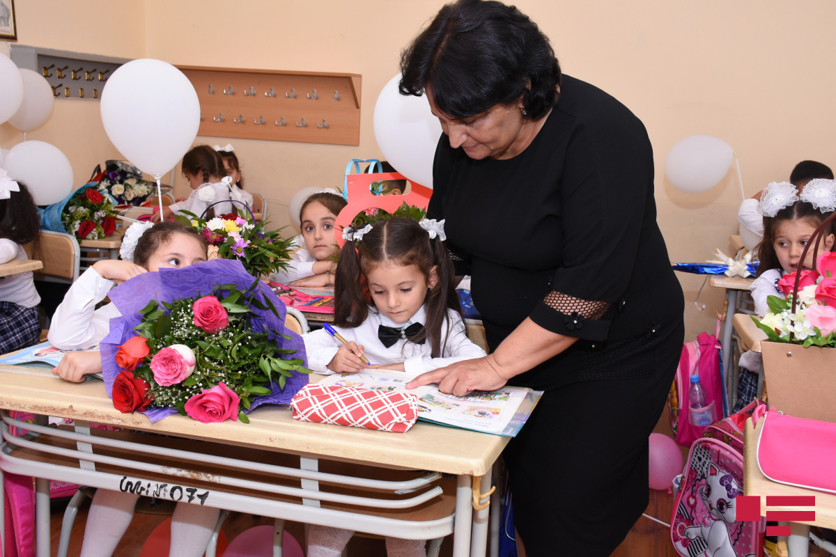 В Азербайджане начинается конкурс по смене места работы учителей