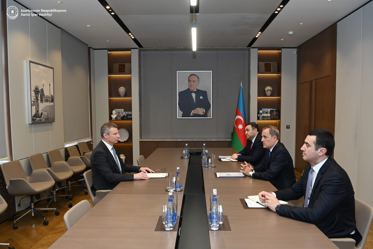 Глава МИД Азербайджана принял посла Украины в связи с завершением его дипломатической деятельности
