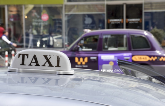 AYNA внесла ясность в порядок введения ограничений на использование старых автомобилей в такси
