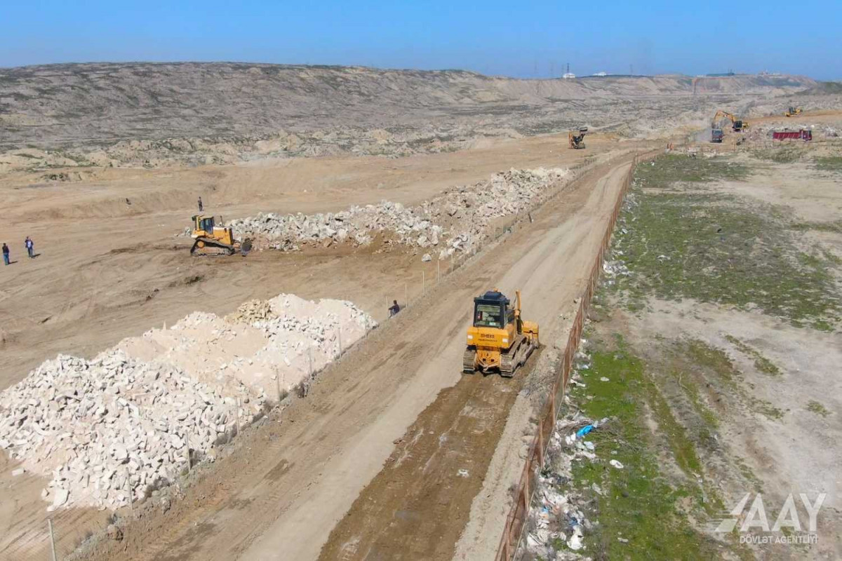В Баку началось строительство дороги, которая сыграет большую роль в уменьшении заторов - ФОТО 