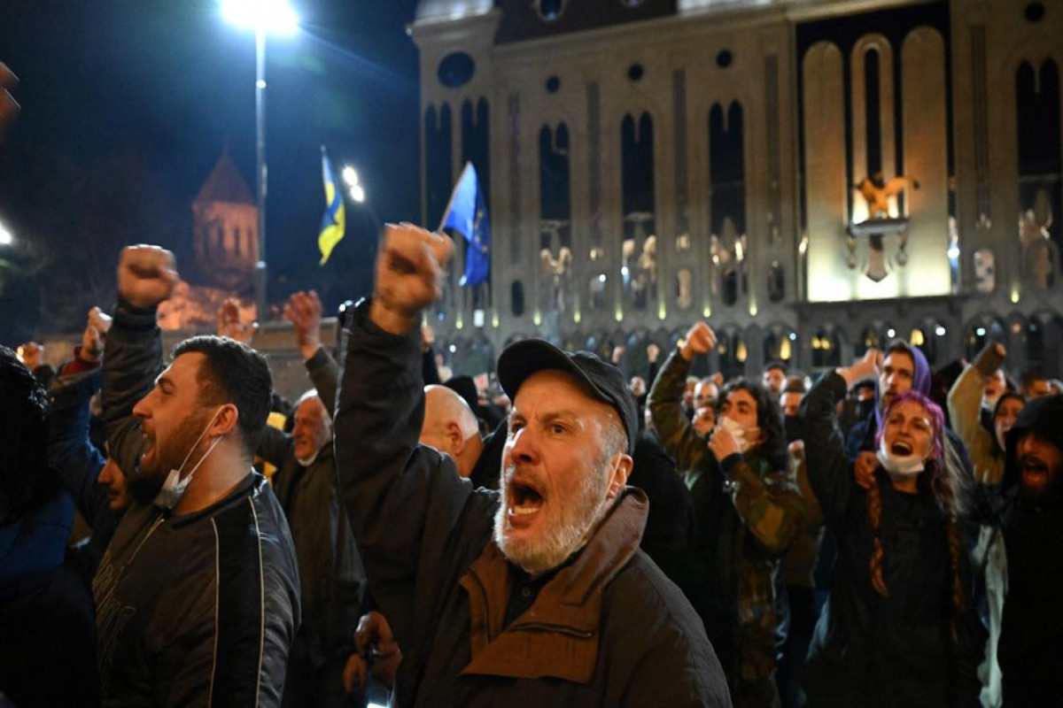 В Тбилиси проходит акция протеста против законопроекта об иноагентах