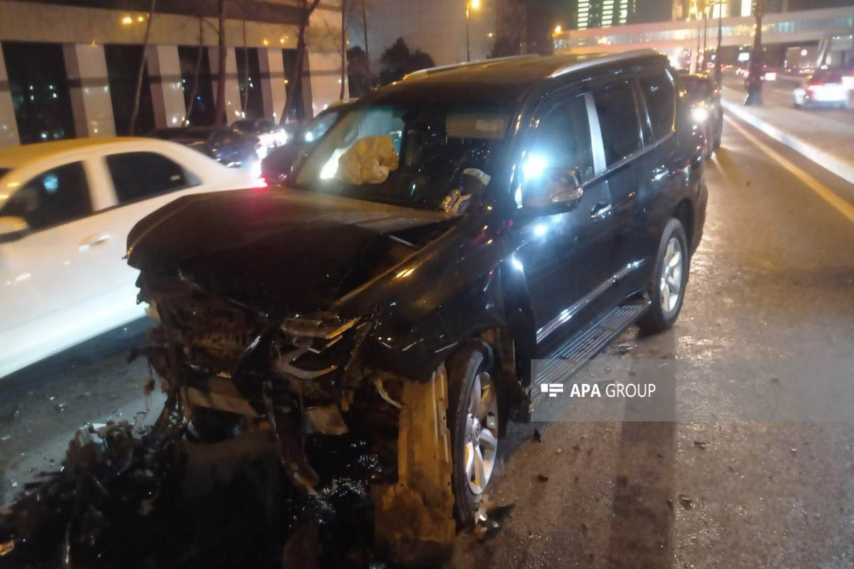 В Баку в результате ДТП пострадали 4 человека-ФОТО -ОБНОВЛЕНО 