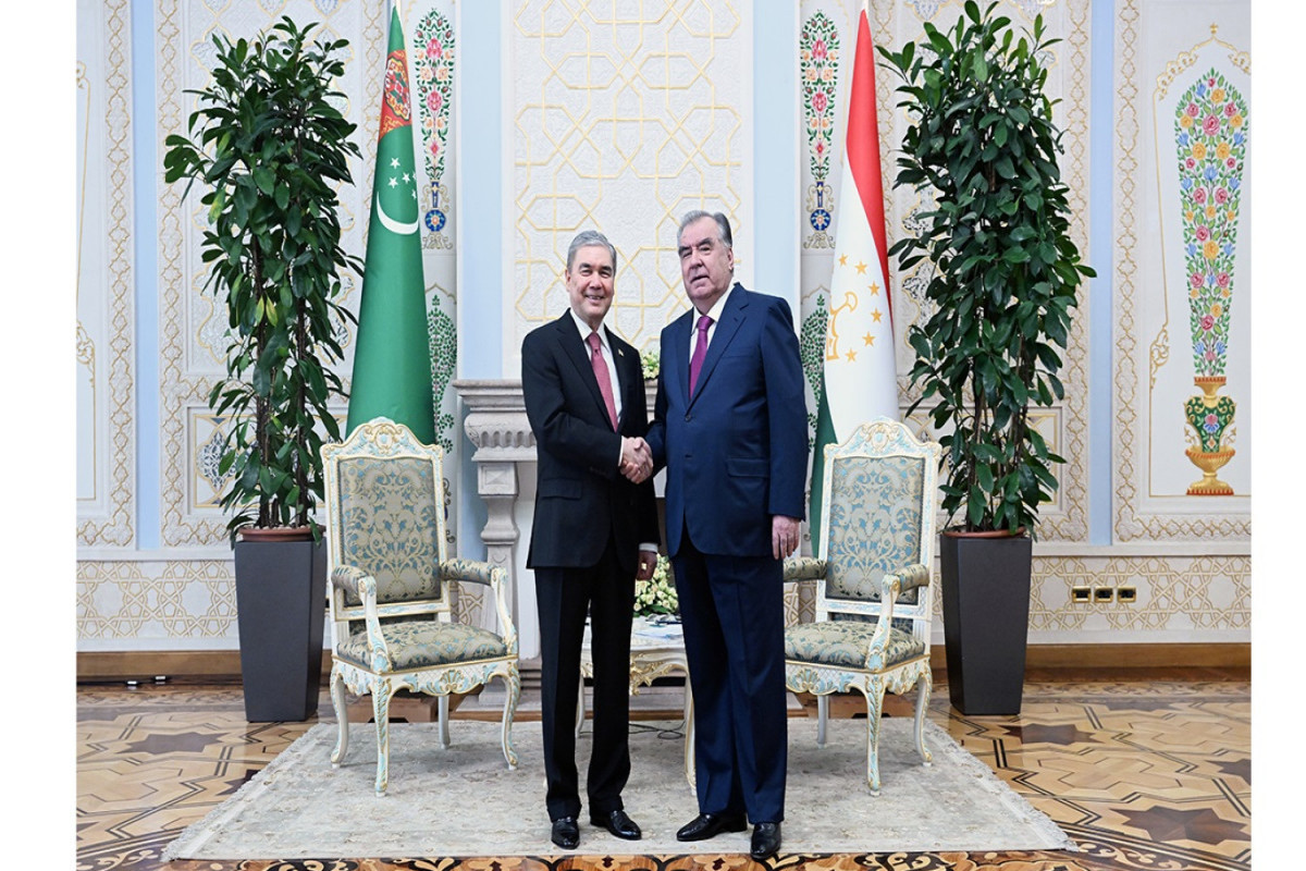 Туркменистан и Таджикистан обсудили создание транспортного маршрута к побережью Каспийского моря