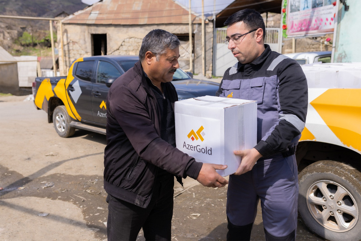 "AzerGold" по случаю Рамазана раздал в Дашкесане подарки малоимущим семьям