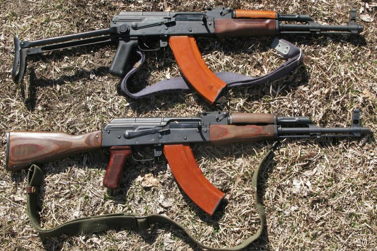 В Ханкенди обнаружены 11 автоматов, 4 пистолета, 11 гранат