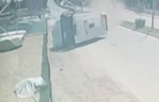 В Анталье автомобиль столкнулся с автобусом, пострадали 29 человек -ВИДЕО 