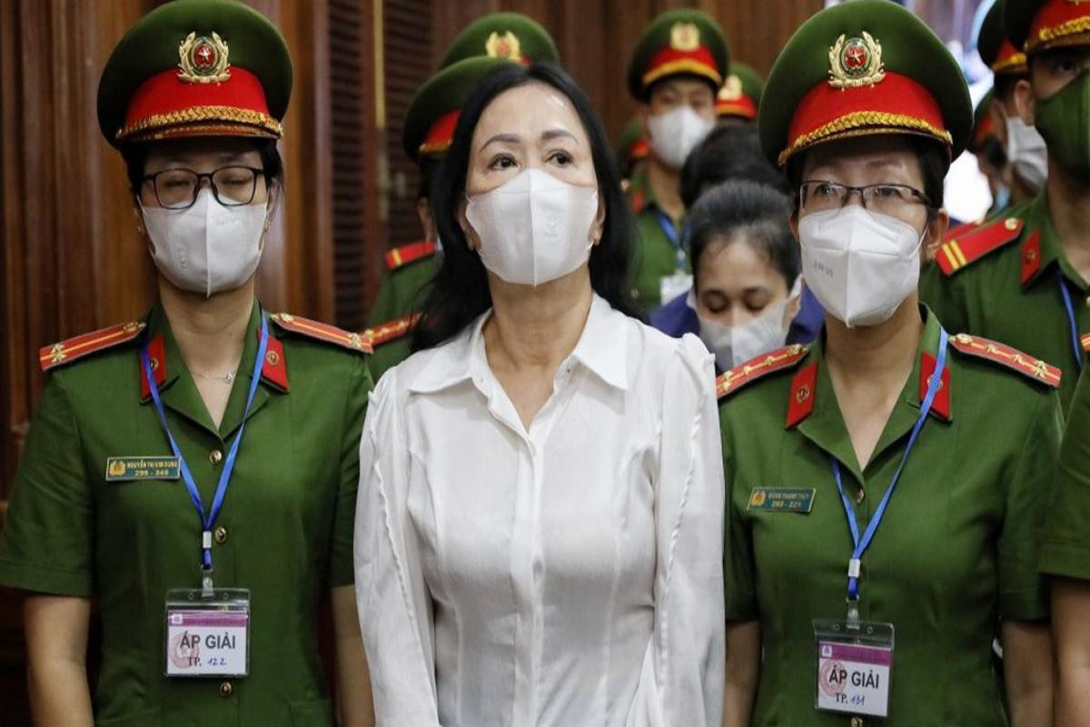 Вьетнамскую предпринимательницу приговорили к смертной казни за мошенничество