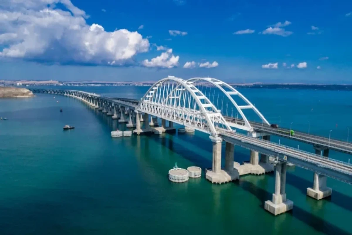 СМИ: Украина хочет разрушить Крымский мост к середине лета