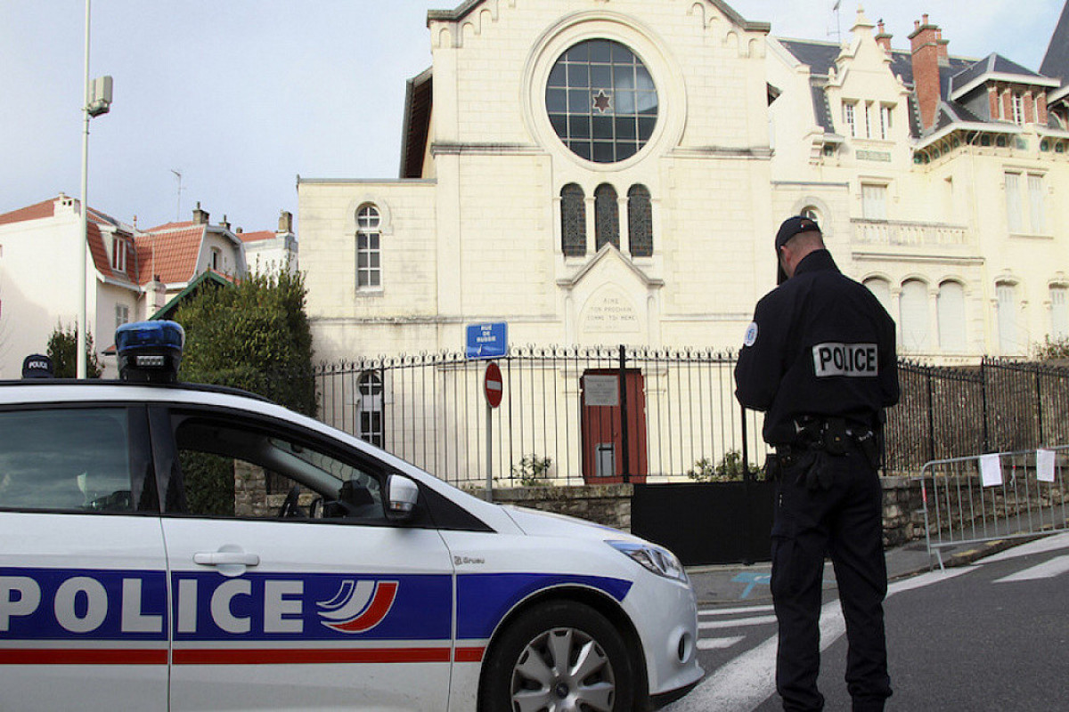 МВД: Франция усилит охрану синагог и еврейских школ