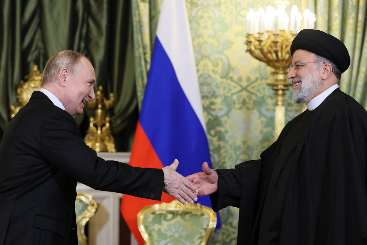 Ибрахим Раиси позвонил Путину и заявил о незаинтересованности Ирана в эскалации