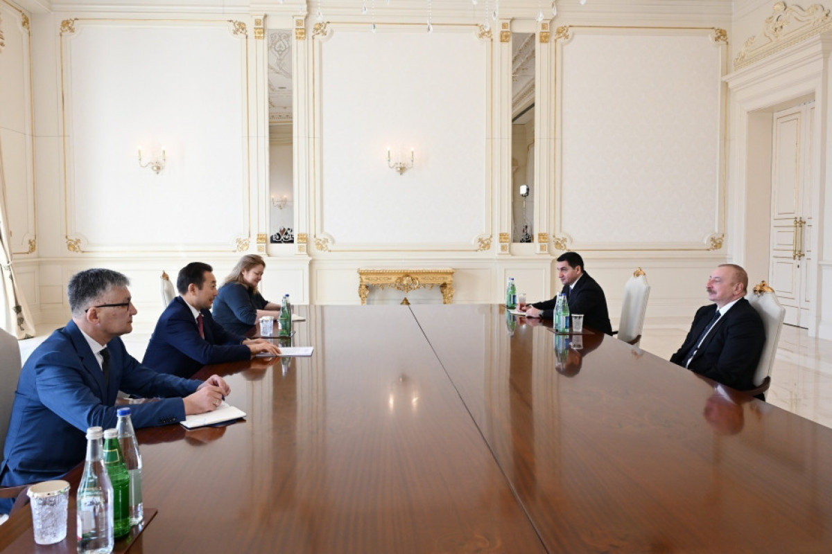 Президент Азербайджана принял генерального секретаря СВМДА - ОБНОВЛЕНО 
