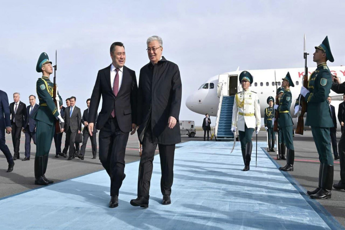 Президент Кыргызстана прибыл с официальным визитом в Казахстан