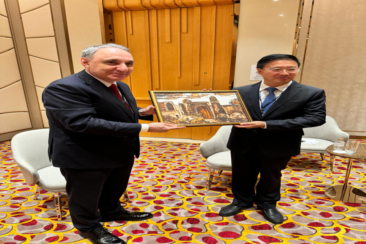Генпрокурор Азербайджана находится с визитом в Китае