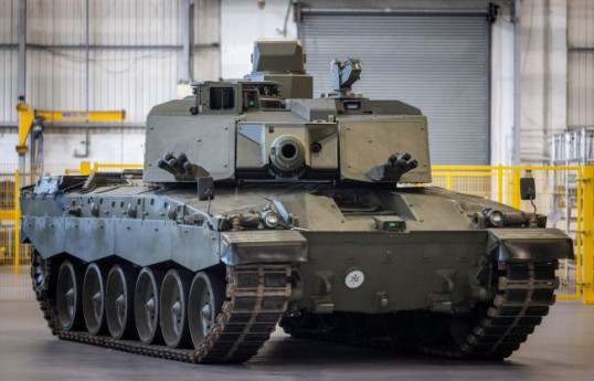 Минобороны Британии продемонстрировало «самый смертоносный в истории» танк-ВИДЕО 