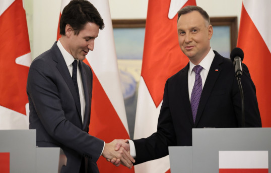 Лидеры Канады и Польши обсудили помощь Украине