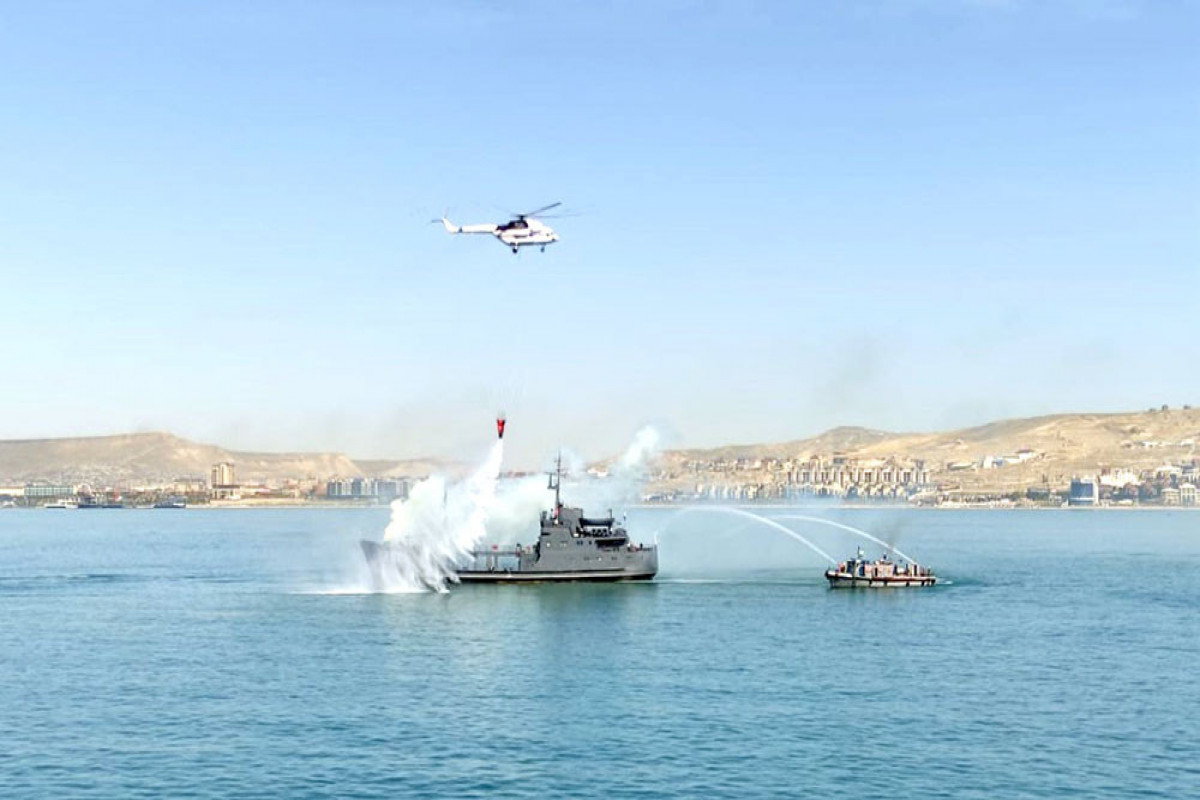 ВМС и МЧС Азербайджана проводят совместные тактические учения «Волна-2024»