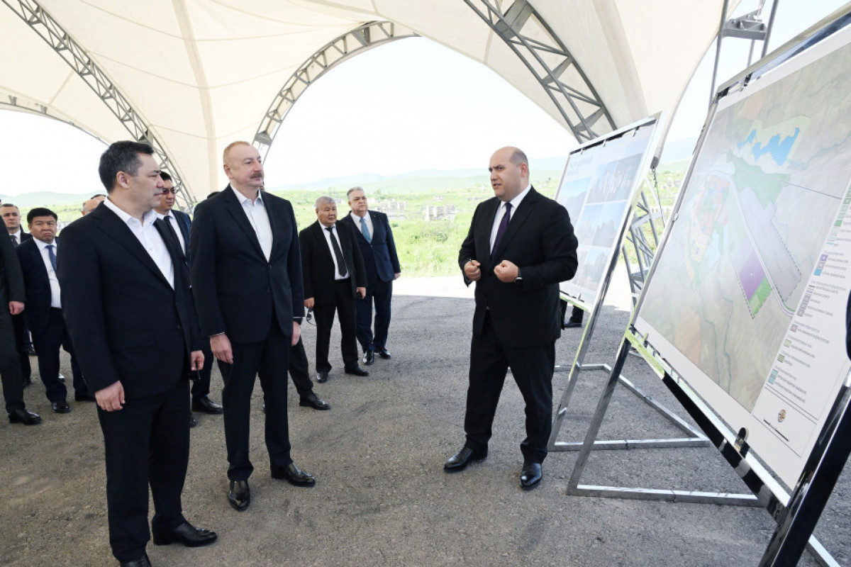 Президенты Азербайджана и Кыргызстана осмотрели разрушенные места в Физули, ознакомились с генпланом города-ОБНОВЛЕНО 