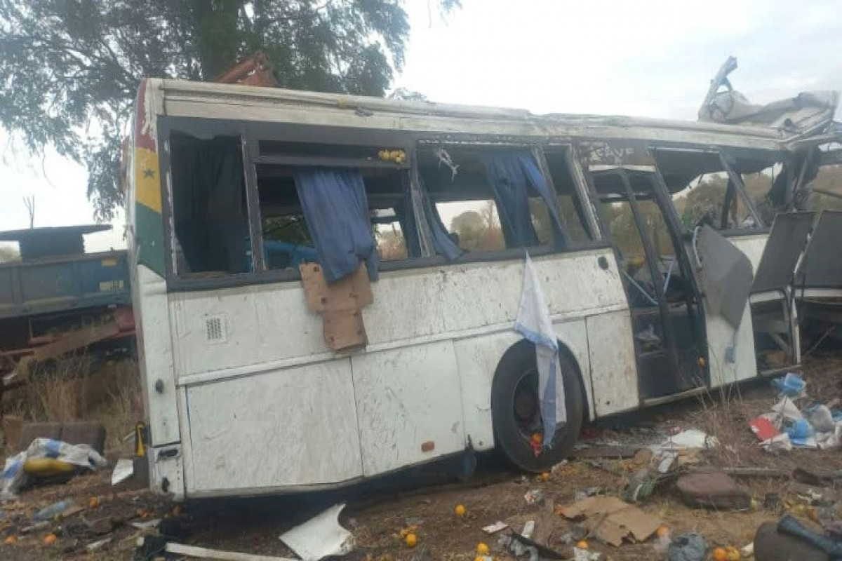 В Сенегале перевернулся автобус: погибли 13, ранены 40 человек
