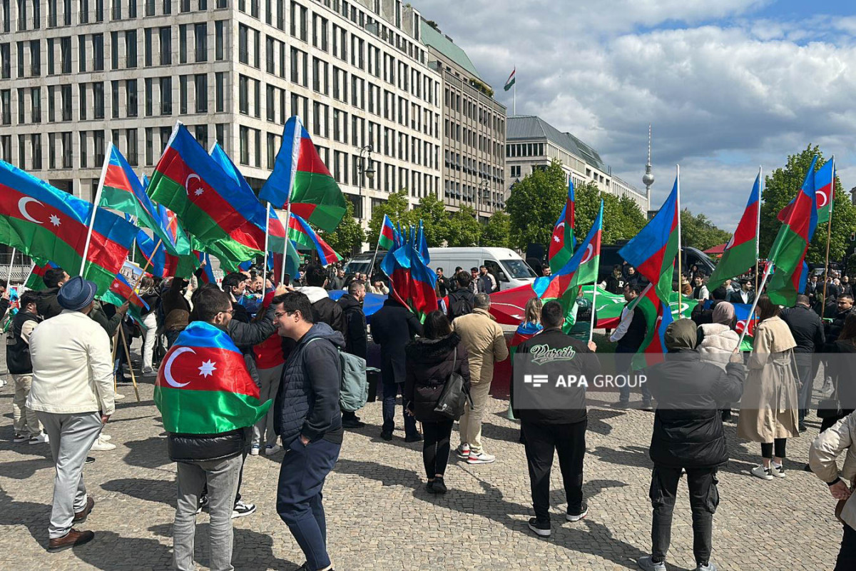 В Берлине прошла акция азербайджанской диаспоры в поддержку Азербайджана-ВИДЕО -ФОТО 