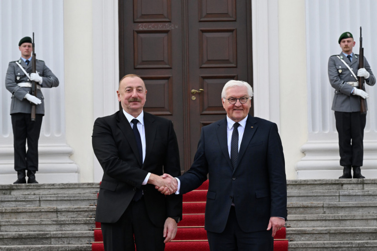 В Берлине состоялась встреча президентов Азербайджана и ФРГ один на один -<span class="red_color">ОБНОВЛЕНО