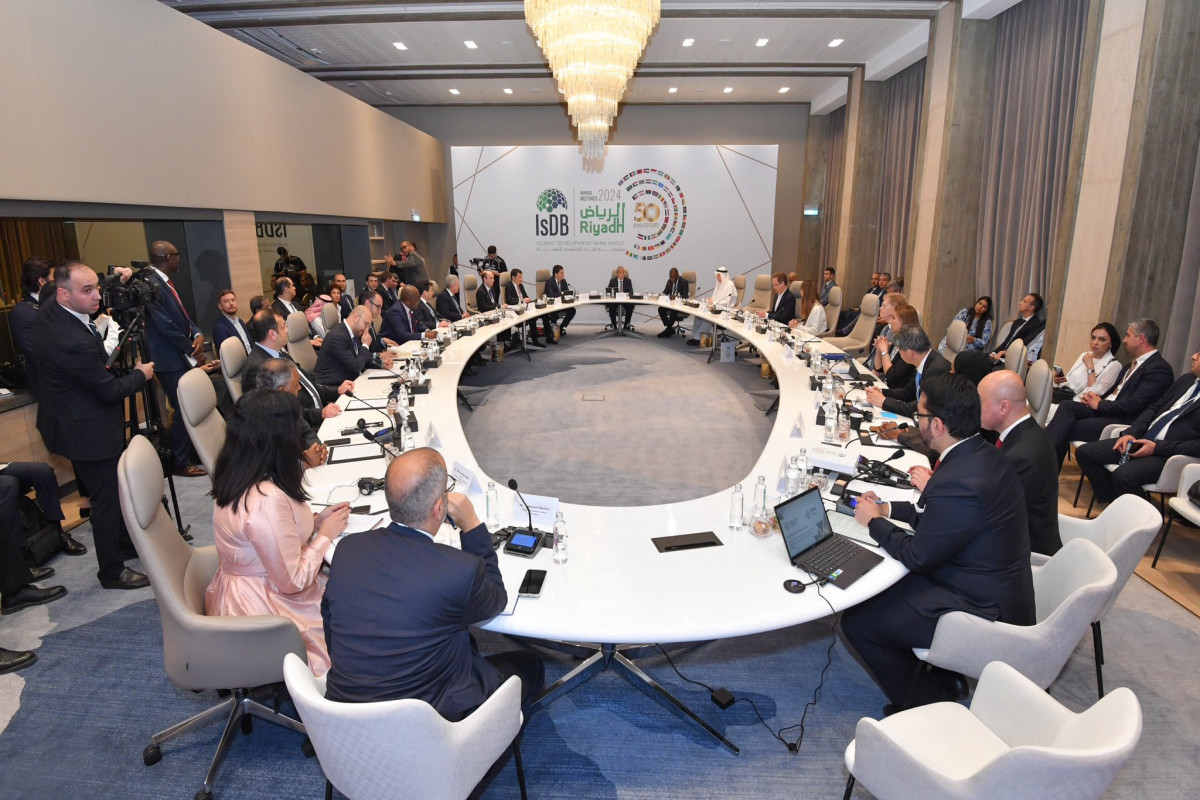 Состоялись обсуждения за круглым столом «На пути к COP29» в рамках ежегодных совещаний ИБР-ФОТО 