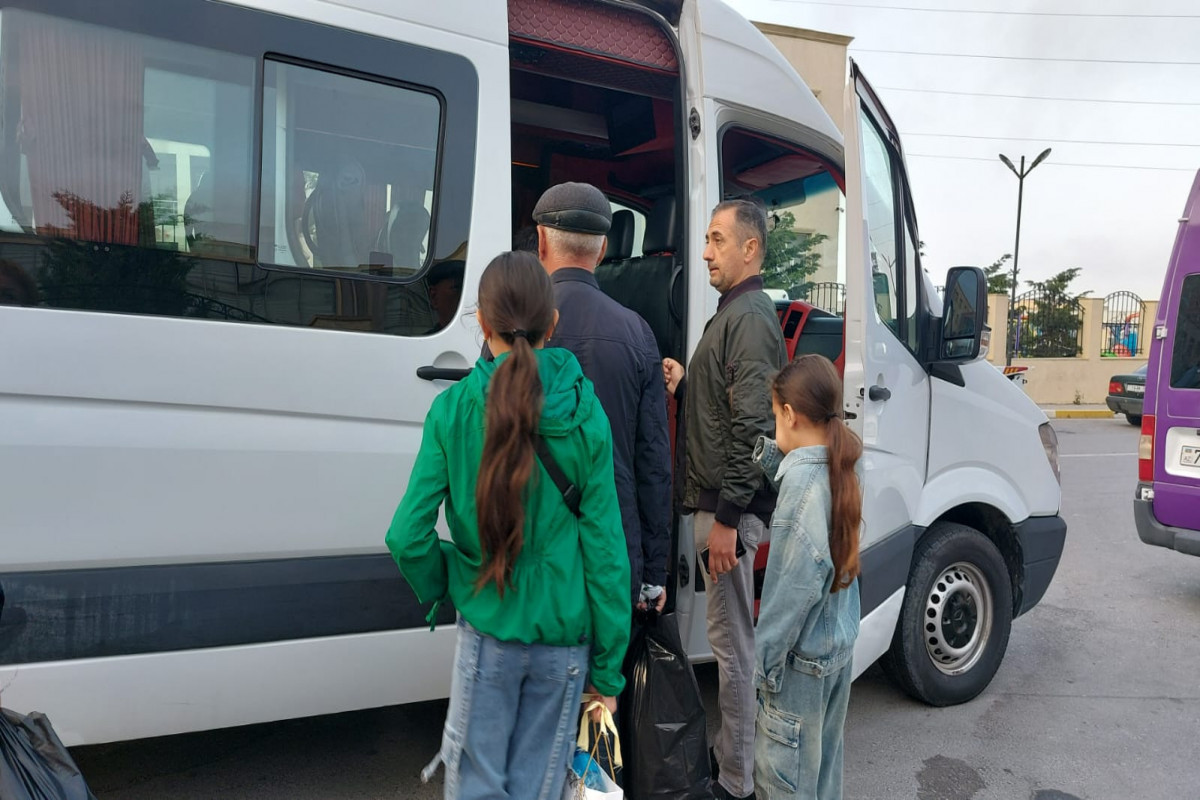 В город Физули прибыла очередная группа переселенцев, вручены ключи от квартир-ФОТО -ОБНОВЛЕНО 