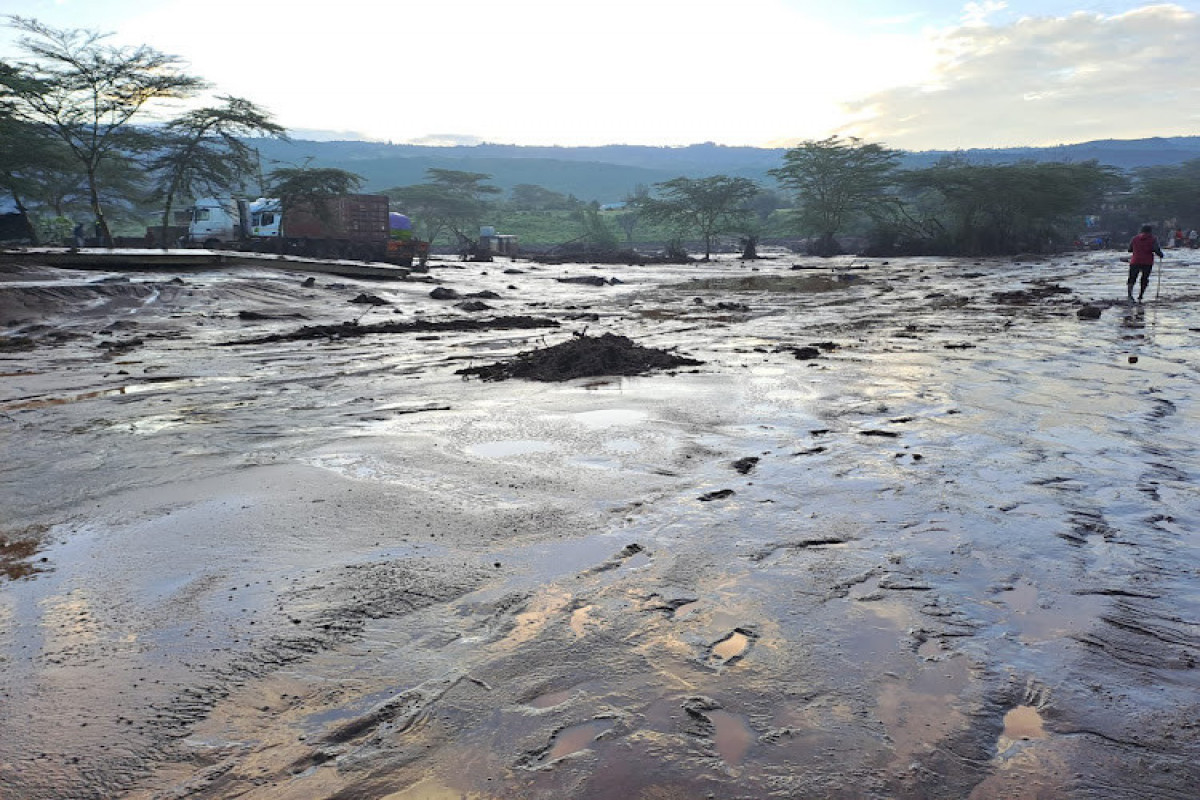 В Кении в результате прорыва плотины погибли по меньшей мере 42 человека
