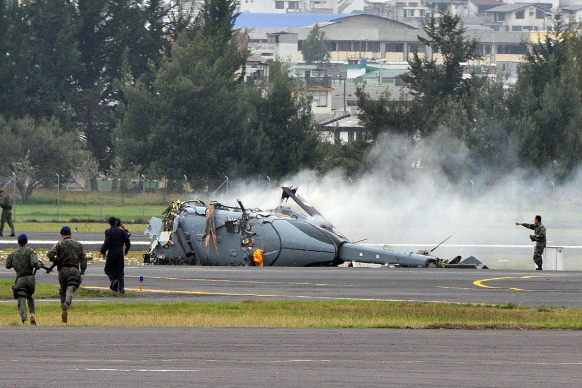 В Колумбии при крушении вертолета при операции против наркокартеля погибли девять военных