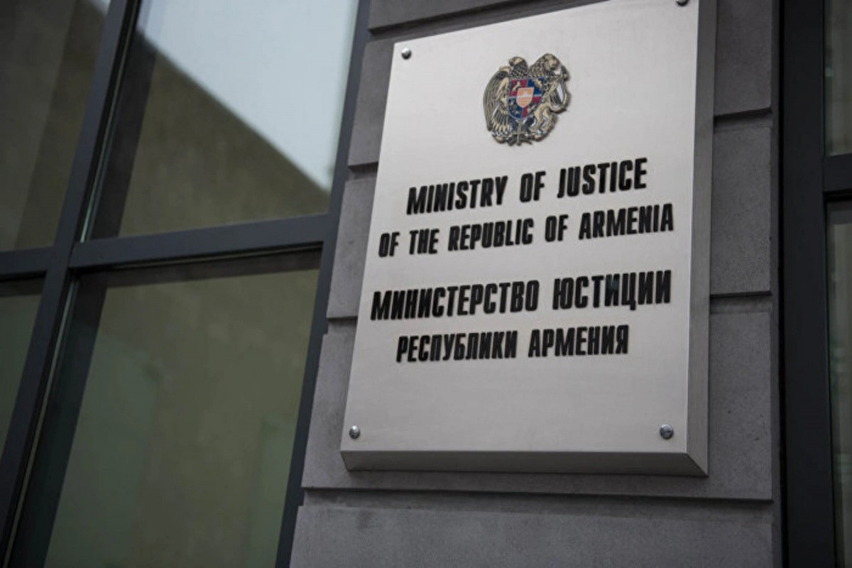 Армения планирует провести референдум по конституционным изменениям в 2027 году