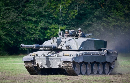 В Великобритании объяснили решение передать Украине танки Challenger 2