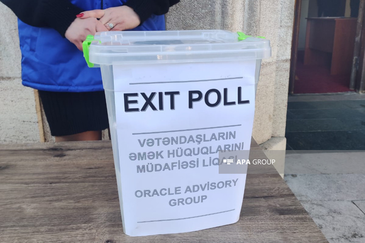 Американская компания Oracle Advisory Group проводит exit-poll в городе Ханкенди-ФОТО 