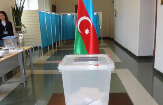 Голосование на внеочередных президентских выборах в Азербайджане завершилось